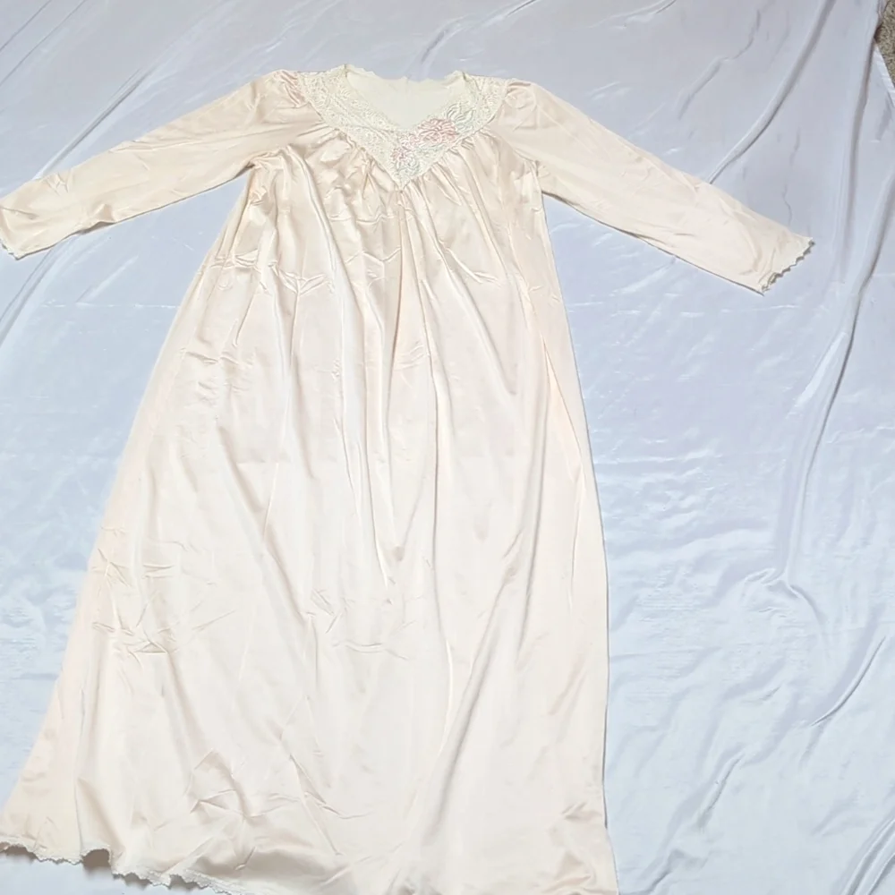 Vintage gently used
